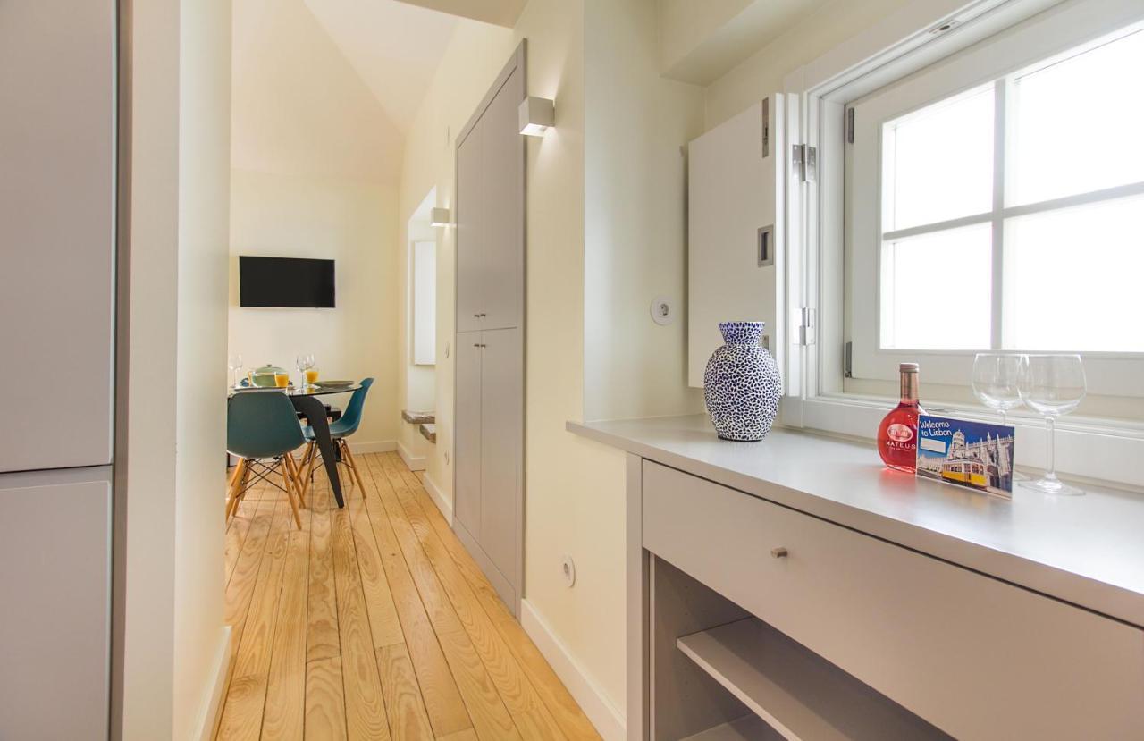 Design Apartment In Typical Alfama Lisboa Dış mekan fotoğraf