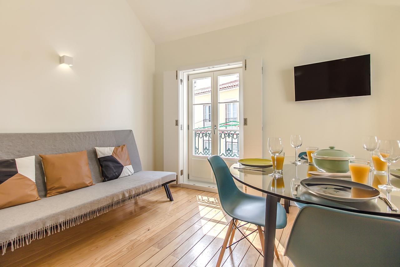 Design Apartment In Typical Alfama Lisboa Dış mekan fotoğraf