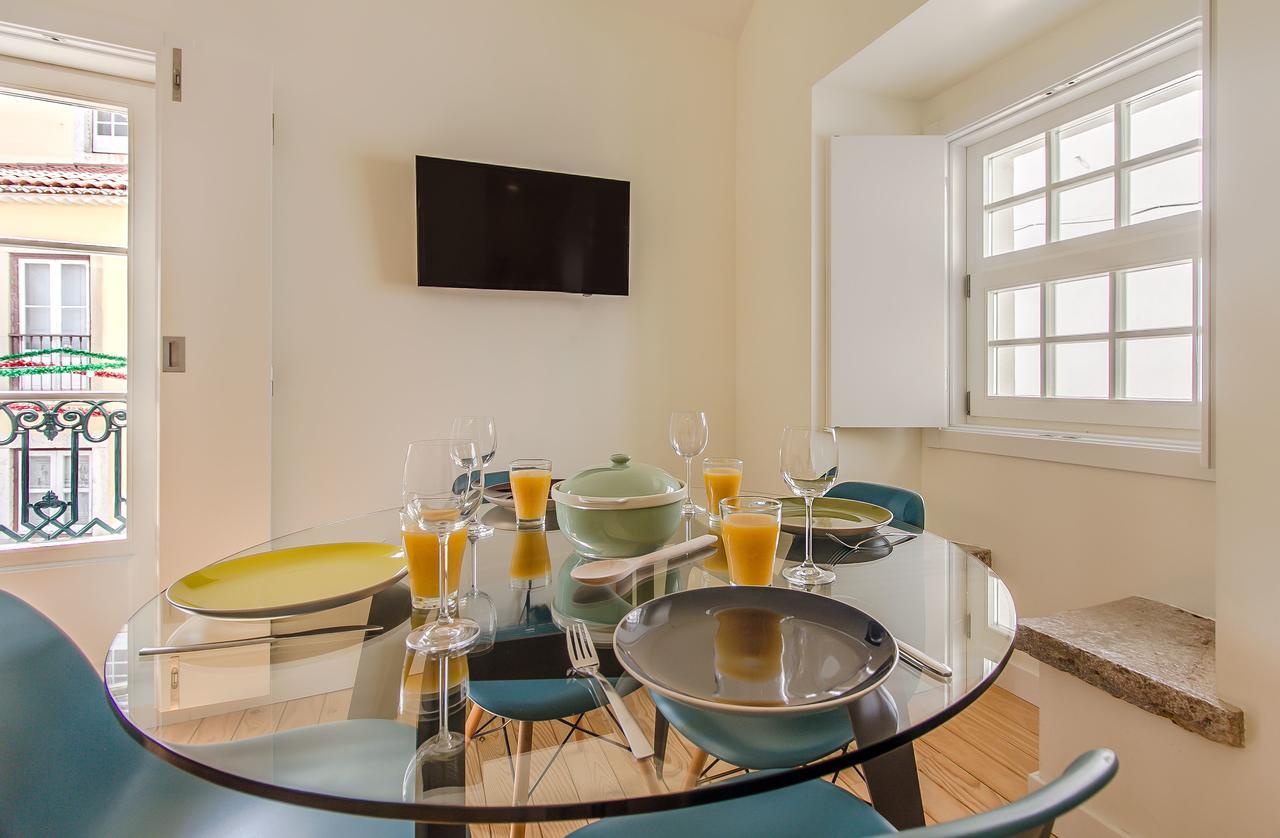 Design Apartment In Typical Alfama Lisboa Dış mekan fotoğraf